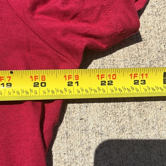 BNWOT Eddie Bauer V-neck T-shirt - Picture 4 of 10